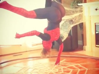 SpiderGirls amazing tricks!