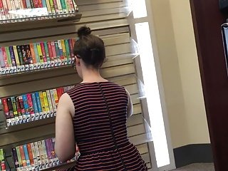 20yr old library pawg teasing me with her fat ass